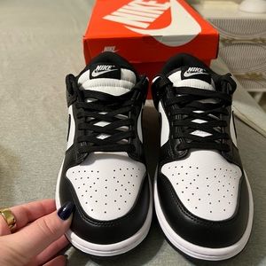 Nike Low Dunk Panda